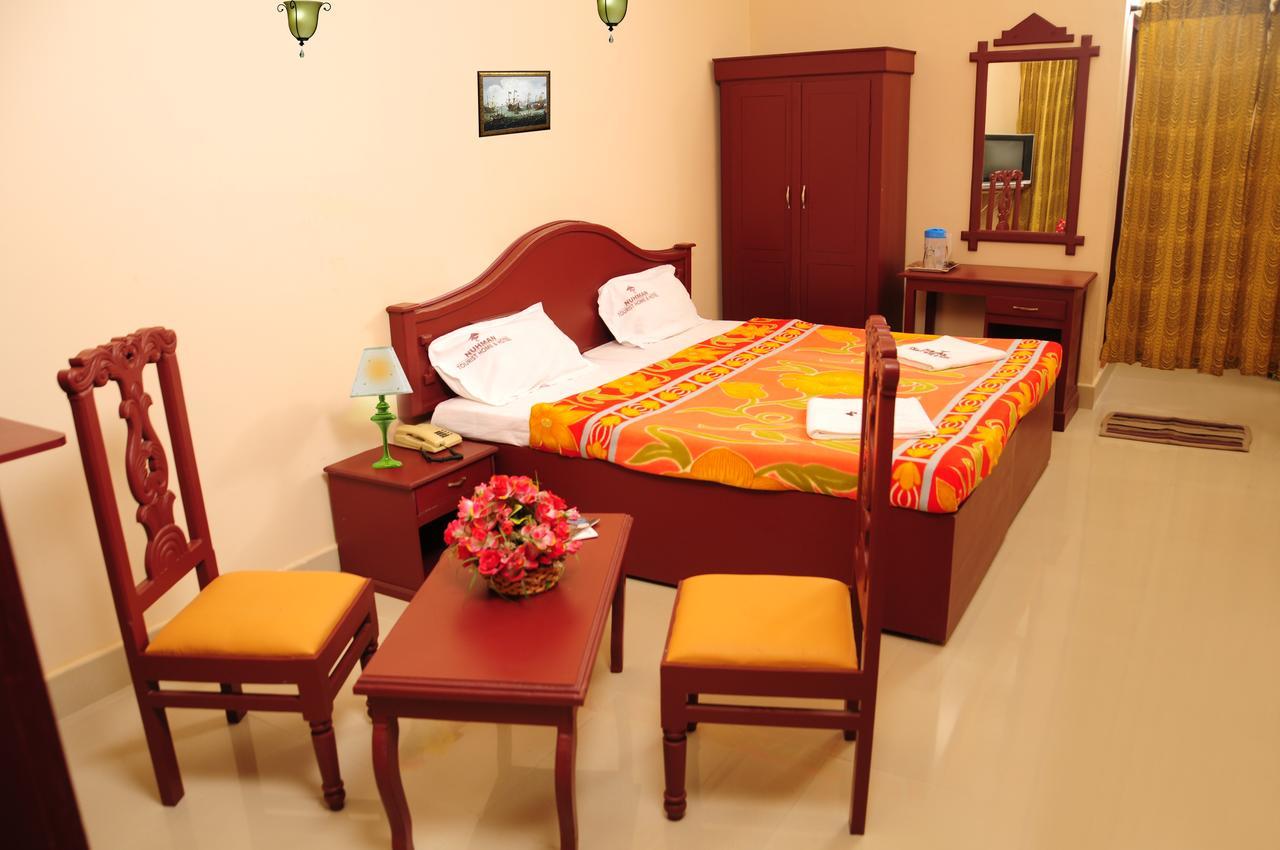 Hotel Nuhman Kondotty 외부 사진