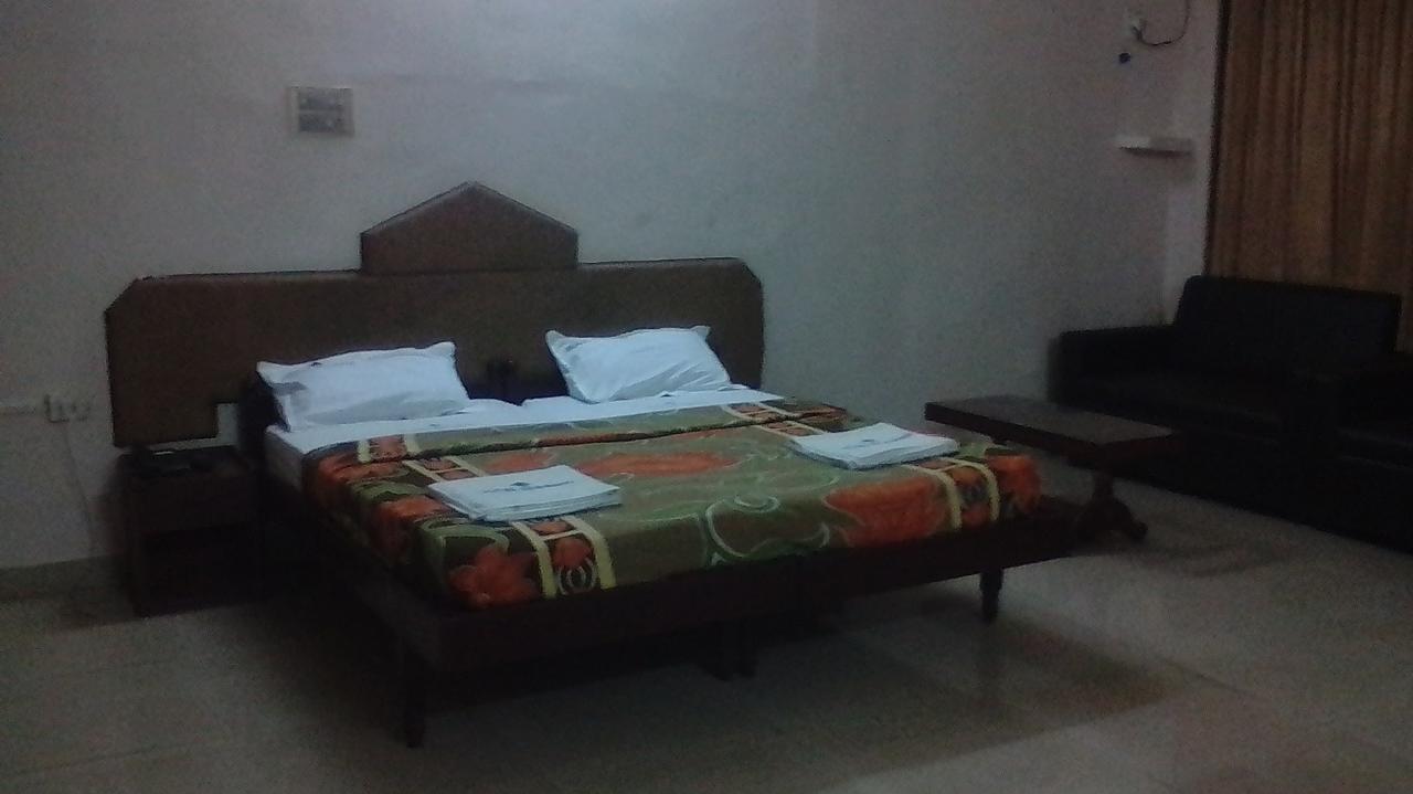 Hotel Nuhman Kondotty 외부 사진