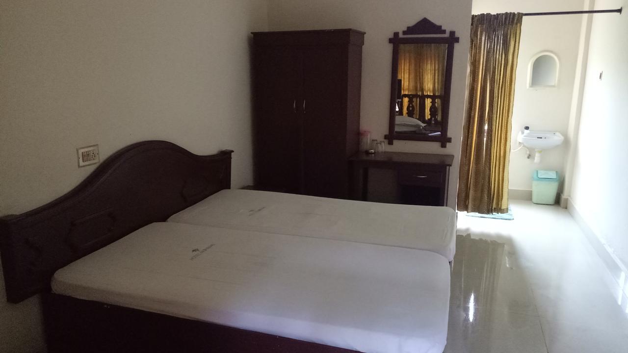 Hotel Nuhman Kondotty 외부 사진